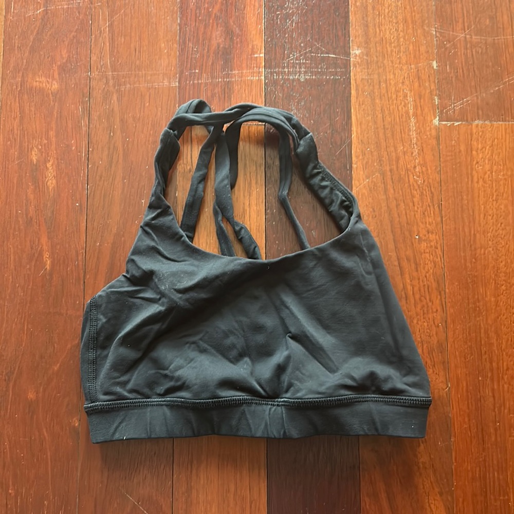 Black size S lulu lemon sports bra.